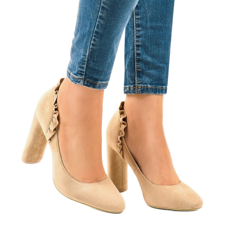 Tacones de ante beige LE037P 2 Tacones de ante beige LE037P 2