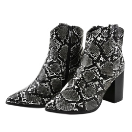 Botas negras en el poste de serpiente OL-11 negro 2