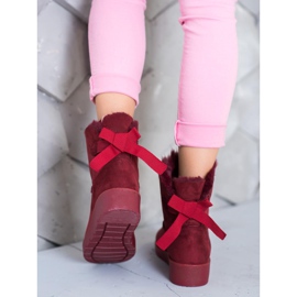 SHELOVET Maroon Mukluki en la plataforma rojo 1 SHELOVET Maroon Mukluki en la plataforma rojo 1