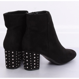 Botas negras de tacón con tachuelas 3098A Negro 5