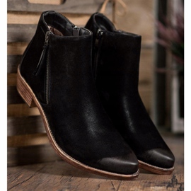 Kylie Vaqueras en el control deslizante negro 1 Kylie Vaqueras en el control deslizante negro 1