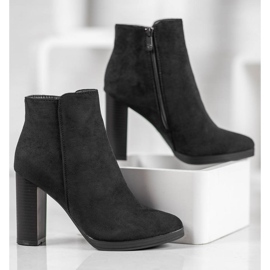 Ideal Shoes Botas clásicas de tacón alto negro 3