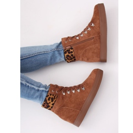 Botas sobre una cuña oculta camel RQ216 Camel marrón 4