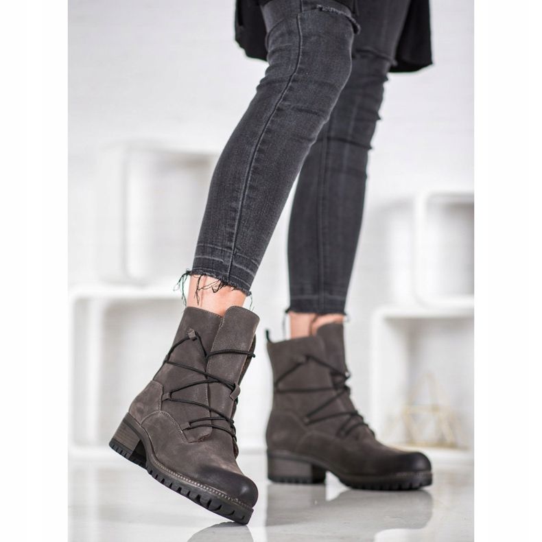 Kylie Trabajadores deportivos gris 1