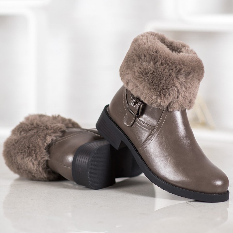 SHELOVET Trabajadores con piel marrón 1