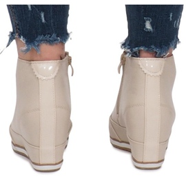 Deportivas de cuña beige con cremallera capuchina 3