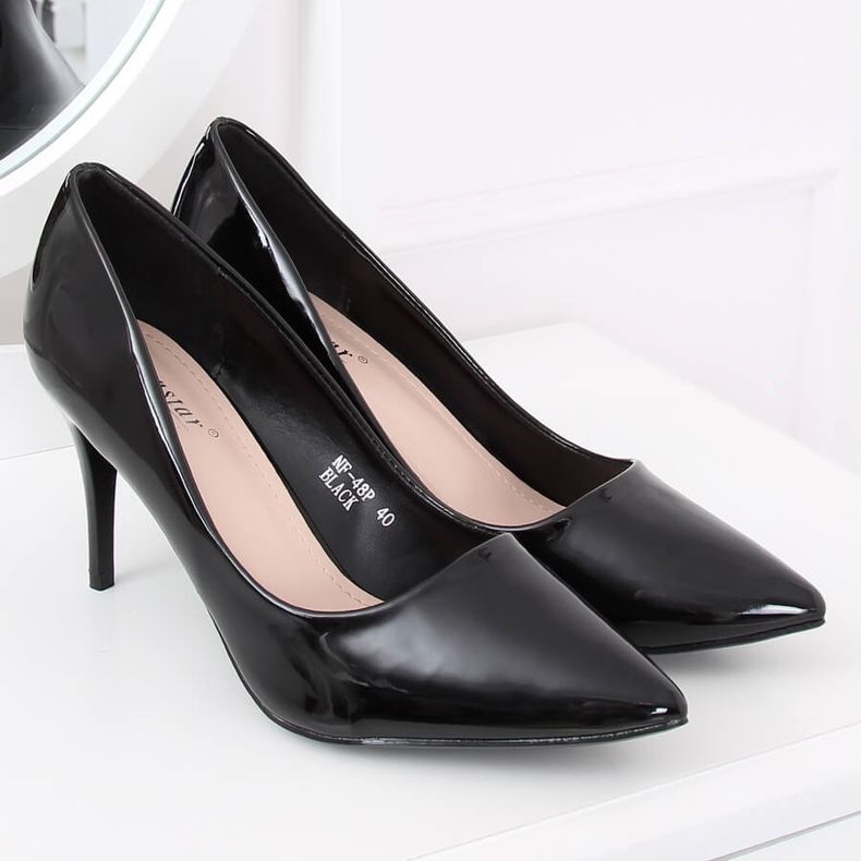 Zapatos de salón con tacón negro NF-48P lacado en negro 1