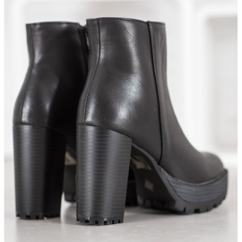Small Swan Botas negras en la plataforma negro 4