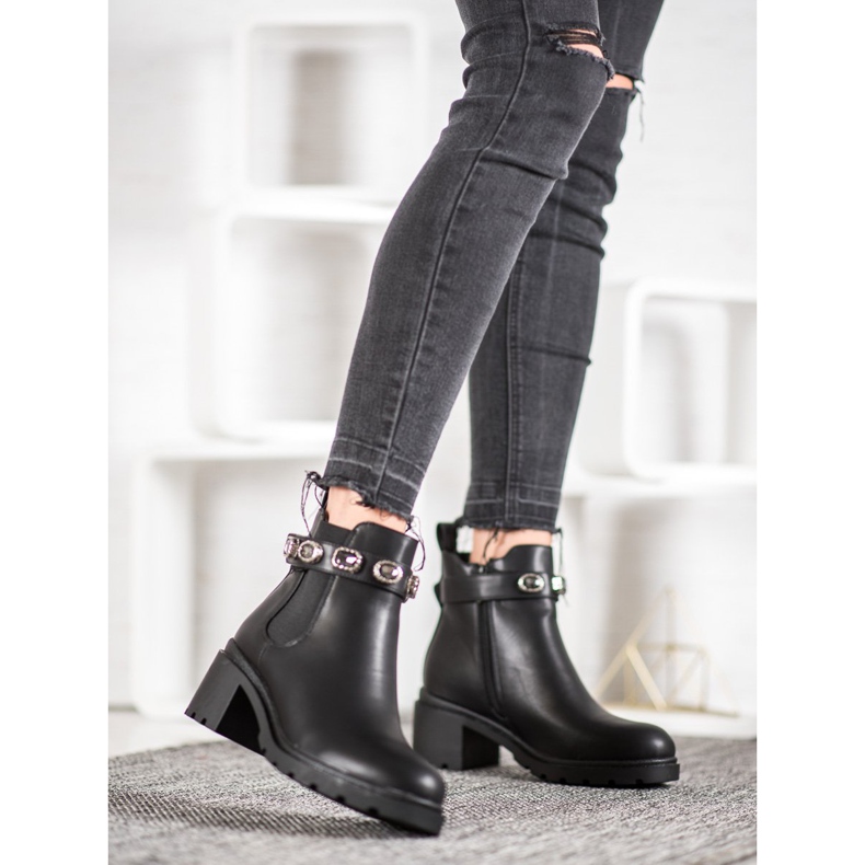Forever Folie Botines chelsea con cinturón decorativo negro 2 Forever Folie Botines chelsea con cinturón decorativo negro 2