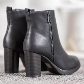 J. Star Botas de cuero ecológico para mujer negro 1