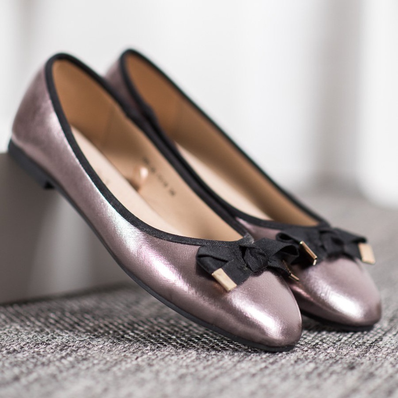 Evento Bailarina con lazo gris 2