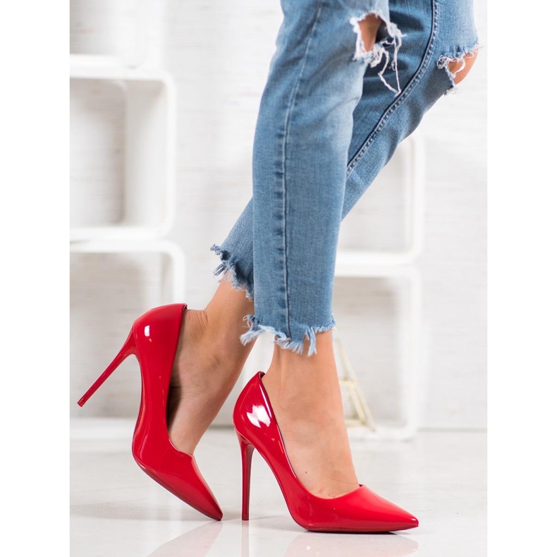 Small Swan Pasadores barnizados rojo 1