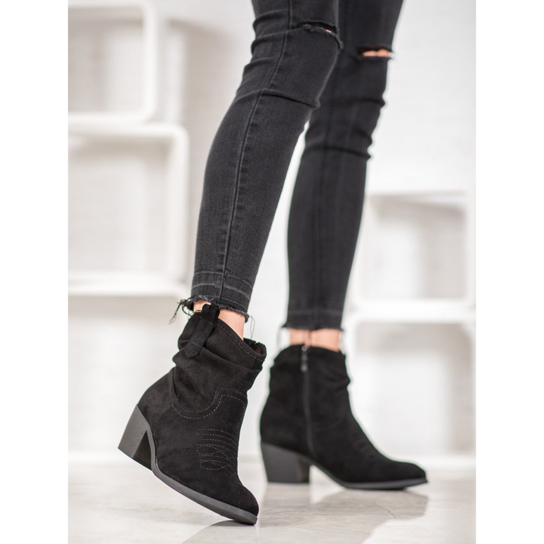 Super Mode Cómodas botas de vaquero en un poste negro 1 Super Mode Cómodas botas de vaquero en un poste negro 1