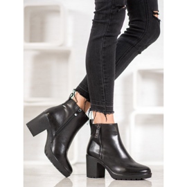 Bella Paris Botas casuales de cuero ecológico negro 1