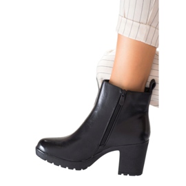 Bella Paris Botas calientes en tacones altos negro 3