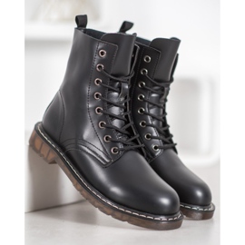 Kylie Tramperos elegantes con cuero ecológico negro 2 Kylie Tramperos elegantes con cuero ecológico negro 2