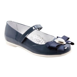 Ballerinas de cuero para niñas con un arco 45418 azul marino Bartek 1