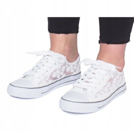 Zapatillas Impress beige calado blanco 4
