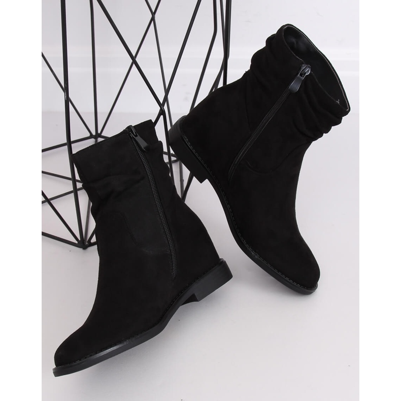 Negro Botas con tacón de cuña oculto 2C8AX7680-1 Negro 1 Negro Botas con tacón de cuña oculto 2C8AX7680-1 Negro 1