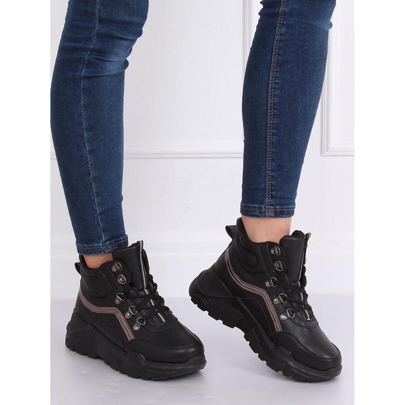 Zapato deportivo negro con tacón alto B0012-SP Negro 2