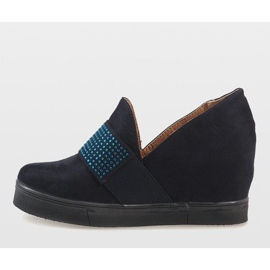 Bombas azul marino en la cuña T1715-2 2