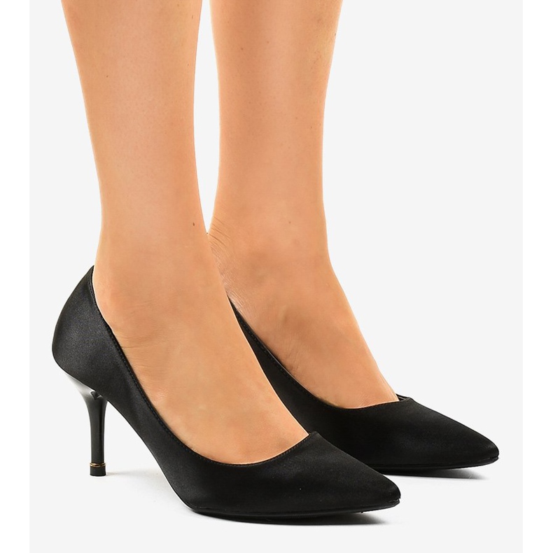Salón negro tacón bajo 1756-255 1