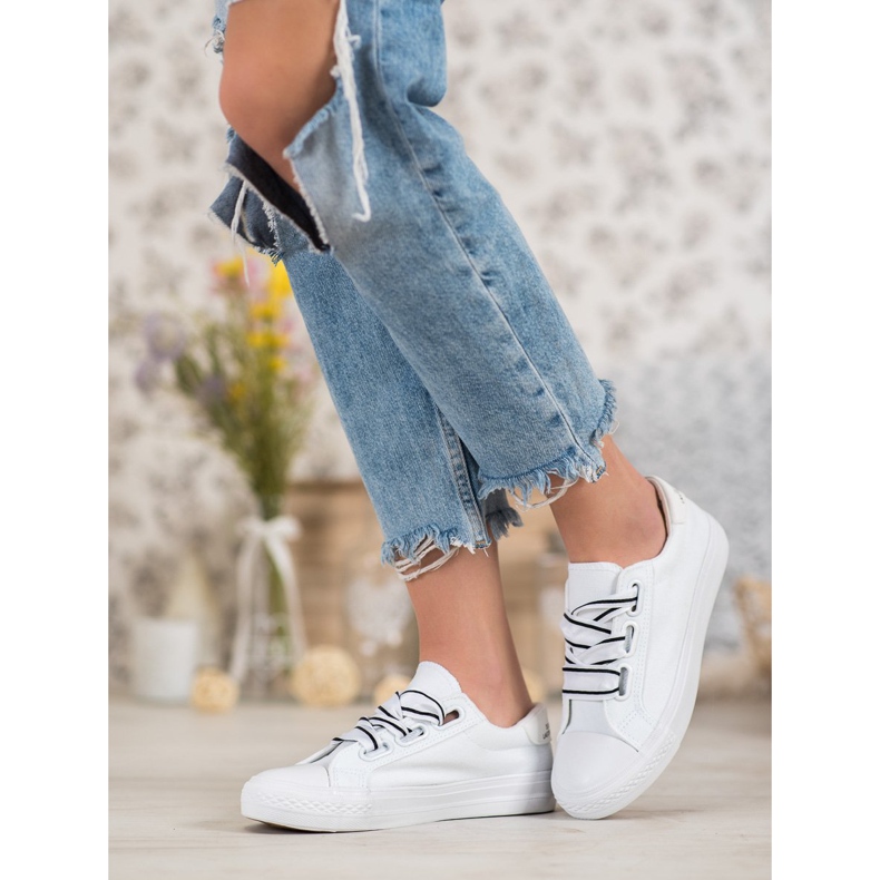 SHELOVET Cómodas zapatillas textiles blanco 2