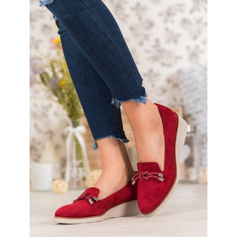 Señores rojos en la cuña VINCEZA 1