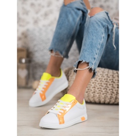 Ideal Shoes Zapatillas de deporte de moda con cuero ecológico blanco naranja 2