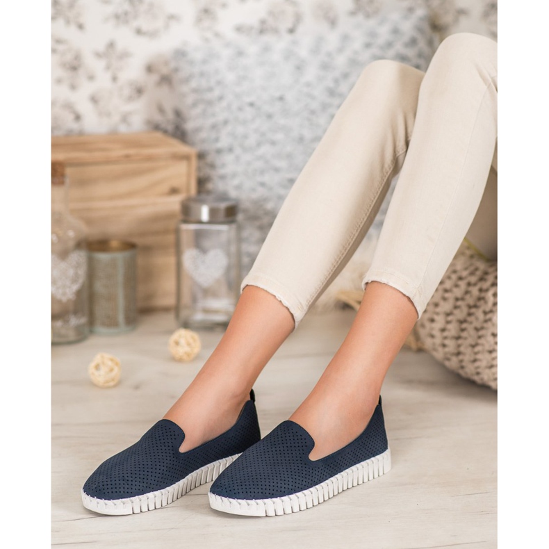 Goodin Señores de la marina en la plataforma azul marino 2