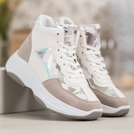 Ideal Shoes Botas altas en la plataforma blanco marrón multicolor 1 Ideal Shoes Botas altas en la plataforma blanco marrón multicolor 1