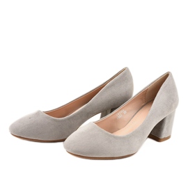 Zapatos de tacón de ante gris en el poste FM1089 2