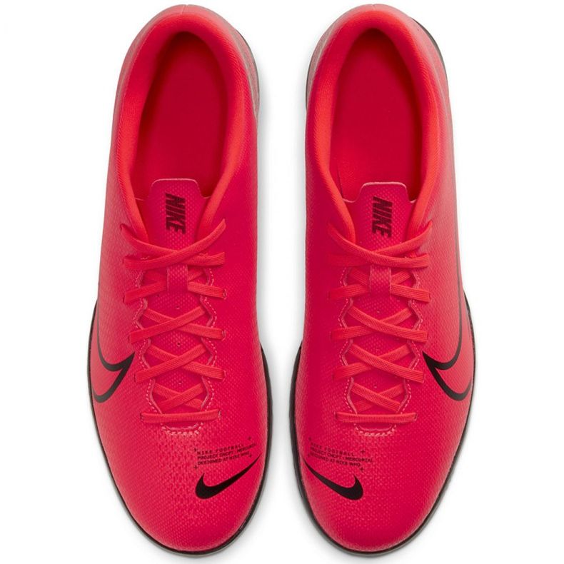 Zapatos de interior Nike Mercurial Vapor 13 Club Ic M AT7997-606 rojo naranjas y tintos 1