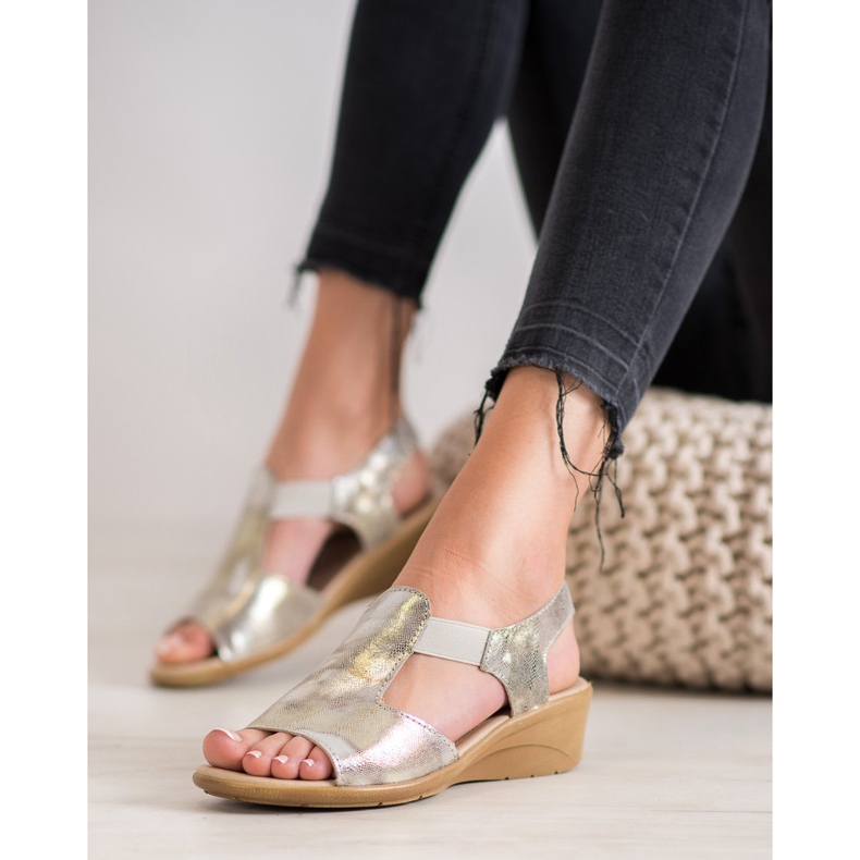 Evento Sandalias de cuero dorado 1