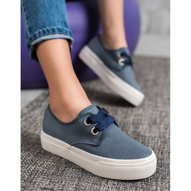 Kylie Zapatillas atadas con una cinta azul 2