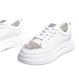 Zapatillas deportivas blancas decoradas con G140-2 blanco 4