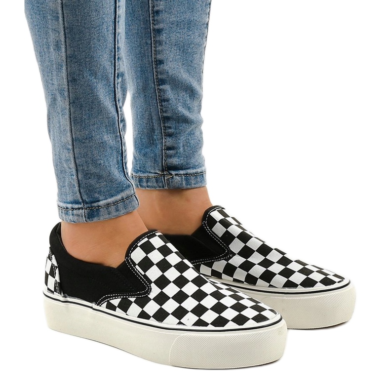 Zapatillas slip-on negras B5138-B blanco 1