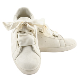 Zapatillas AM-8105 de ante beige 3