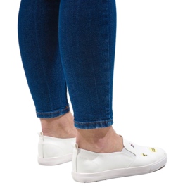 Zapatillas blancas con estampados G82-2 blanco 3