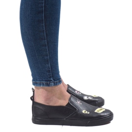Zapatillas negras con estampados G82-3 negro 1