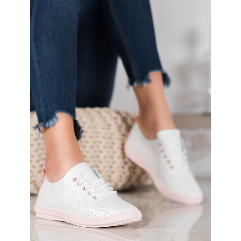 SHELOVET Zapatillas deportivas ligeras caladas blanco 1