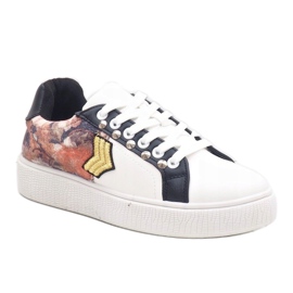 Zapatillas blancas ricamente decoradas 792-Y blanco 1