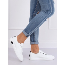 Zapatillas con cordones en blanco y negro BB77 Black 2 Zapatillas con cordones en blanco y negro BB77 Black 2