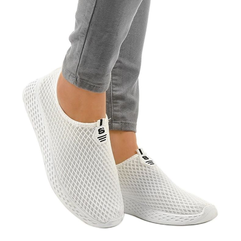 Zapatillas deportivas de mujer blancas SJ1890-3 blanco 1