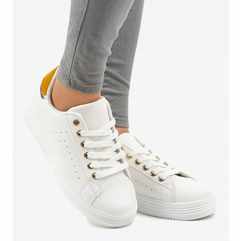 Zapatillas blancas clásicas en la plataforma BK-52 blanco 2