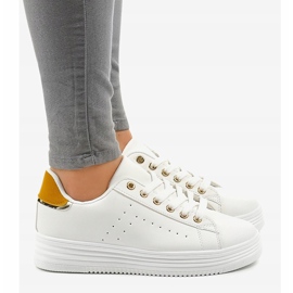 Zapatillas blancas clásicas en la plataforma BK-52 blanco 3
