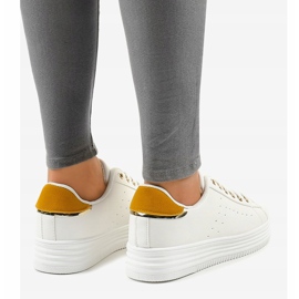 Zapatillas blancas clásicas en la plataforma BK-52 blanco 4