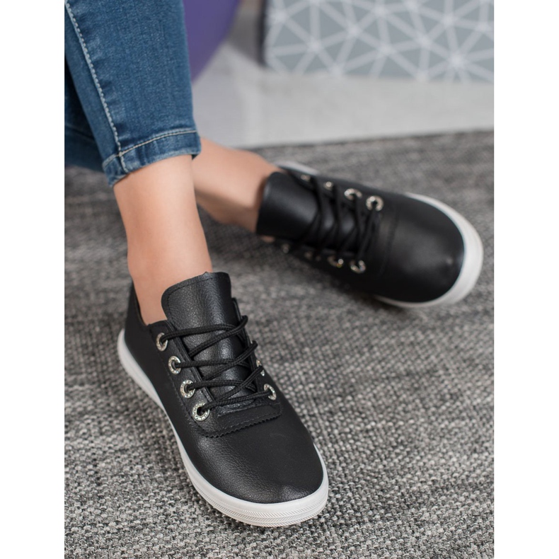 SHELOVET Zapatillas elegantes con cuero ecológico negro 2