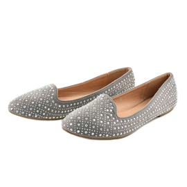 Mocasines bailarina grises decorados con F160 2