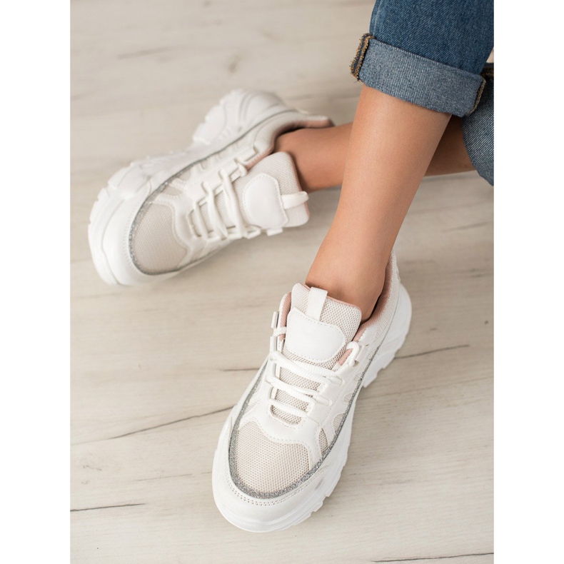 SHELOVET Zapatillas con estilo blanco 2 SHELOVET Zapatillas con estilo blanco 2